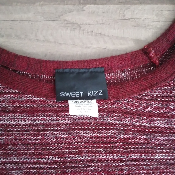 Sweater - Picture 2 of 4